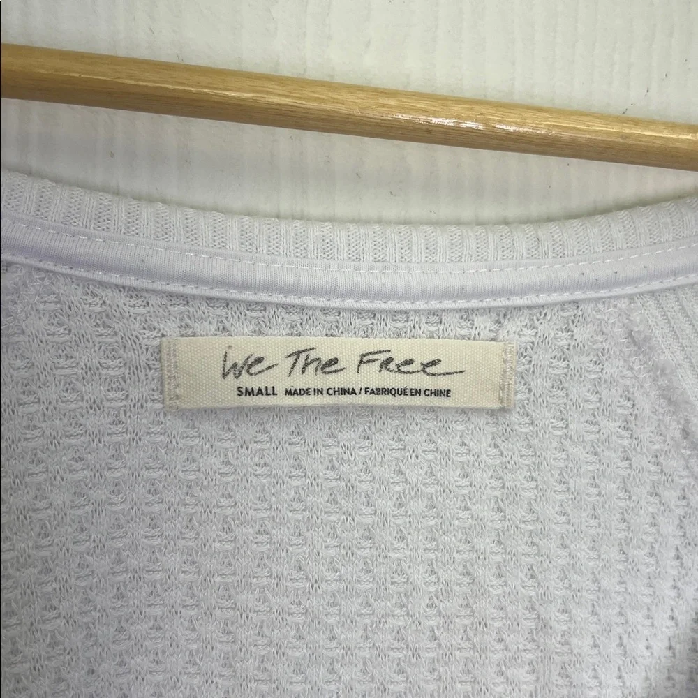 Free People - Santa Clara White Thermal Oversized V Neck Long Sleeve Blouse Sm